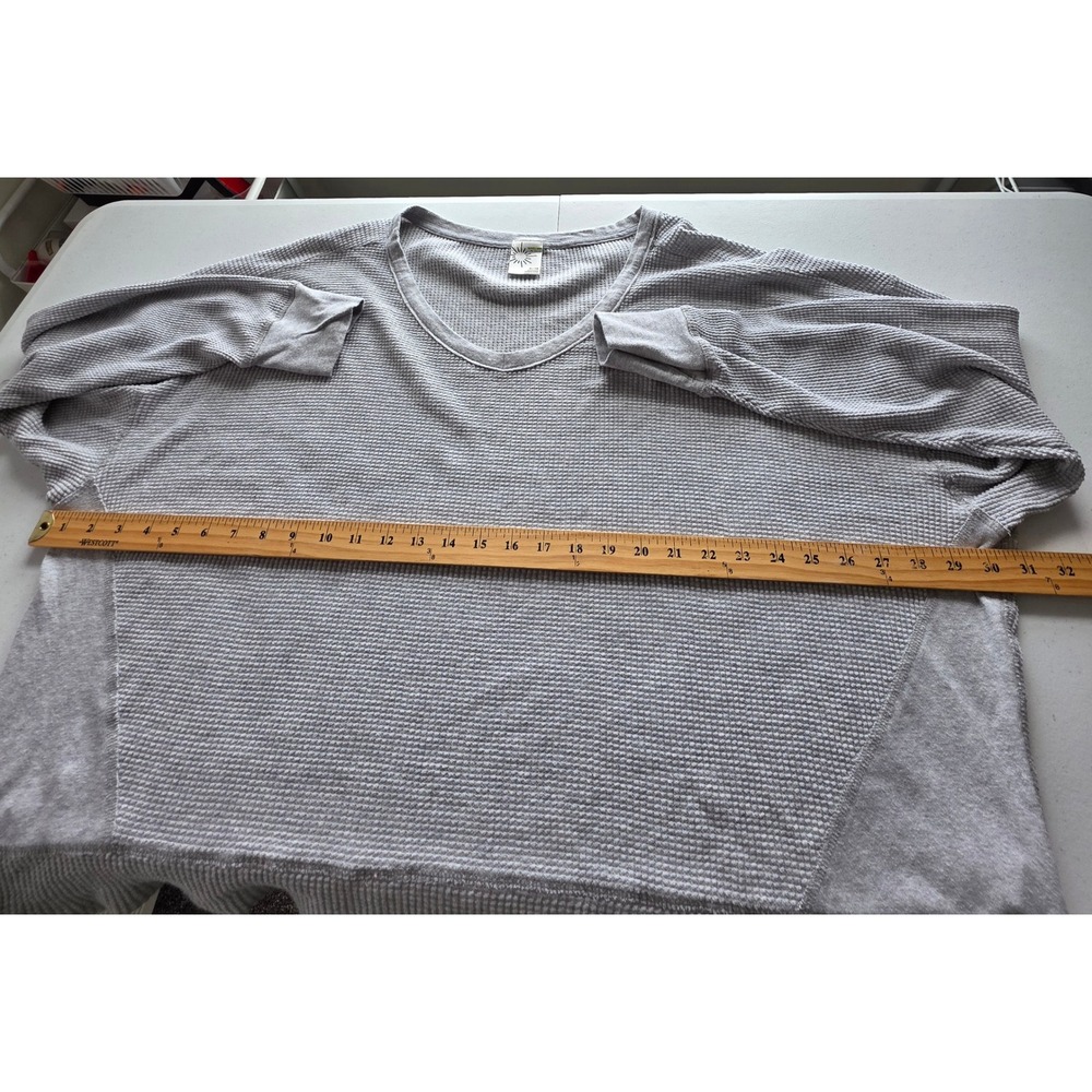 OFFLINE by Aerie Wow Waffle Knit Oversized Top XL Long Sleeves Thumbholes Gray - Picture 8 of 14